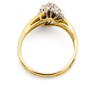 18ct gold Diamond Cluster Ring size O
